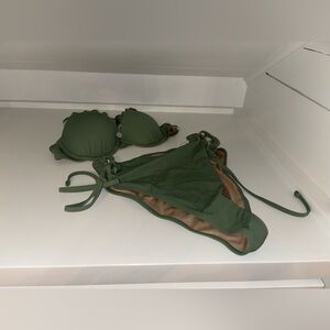 Women’s Green Bikini - Size 32B swim top & Size S bottom